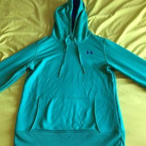 Under Armour sweatshirt